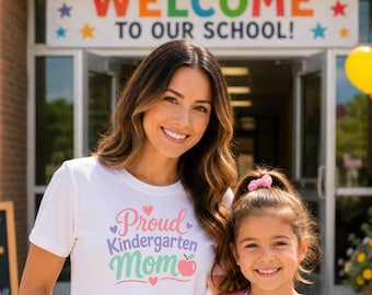 Stolt dagismamma SVG, tillbaka till skolan mamma skjorta design äppelhjärta
