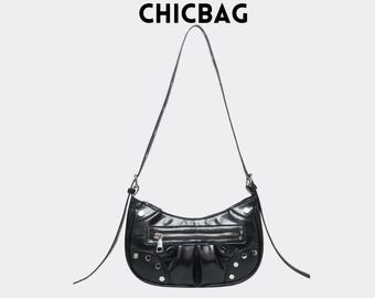 Schwarze Nieten-Hobo-Tasche aus Kunstleder – Geraffte Rockstyle Schultertasche mit Reißverschlusstasche