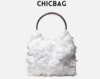 Bolso de noche con rosa blanca 3D: Clutch de novia con asa de anilla