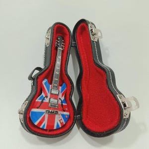 Miniature Guitar Epiphone UK Flag 1:12 - Mini Electric Guitar Handmade Wood - Birthday Gift Souvenir Instrument Music Desk and Display