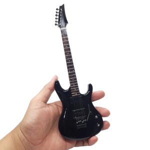 Miniature Guitar Joe Satriyani IBN Scale 1:4 - Mini Electric Guitar Handmade Wood - Guitarist Birthday Gift Music Desk & Shelf Display