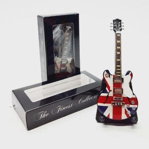 Miniature Guitar Epiphone UK Flag 1:12 | Replica Mini Electric Guitar Handmade Wood | Birthday Gift Souvenir Instrument Music Desk & Display