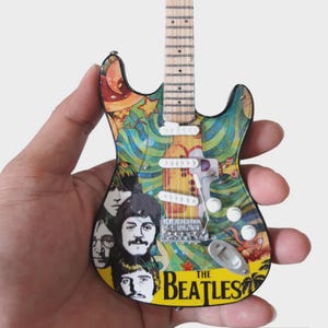 Miniature Guitar Stratocaster The Beat Les Scale 1:4 | Mini Electric Guitar Handmade | Guitarist Birthday Gift Music | Desk & Shelf Display