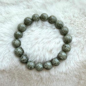 Green Phantom Quartz Bead Bracelet | Natural Crystal Bracelet | Growth & Spiritual Clarity