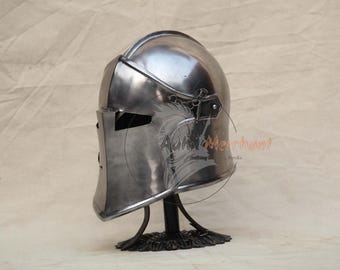 Casco Barbuta de acero dulce: armadura medieval histórica para cosplay y exhibición.