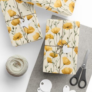 Carta da regalo, fiore di papavero, fiore giallo, addio al nubilato, matrimonio, botanica, floreale vintage, carta da regalo, collezione per il giorno delle nozze