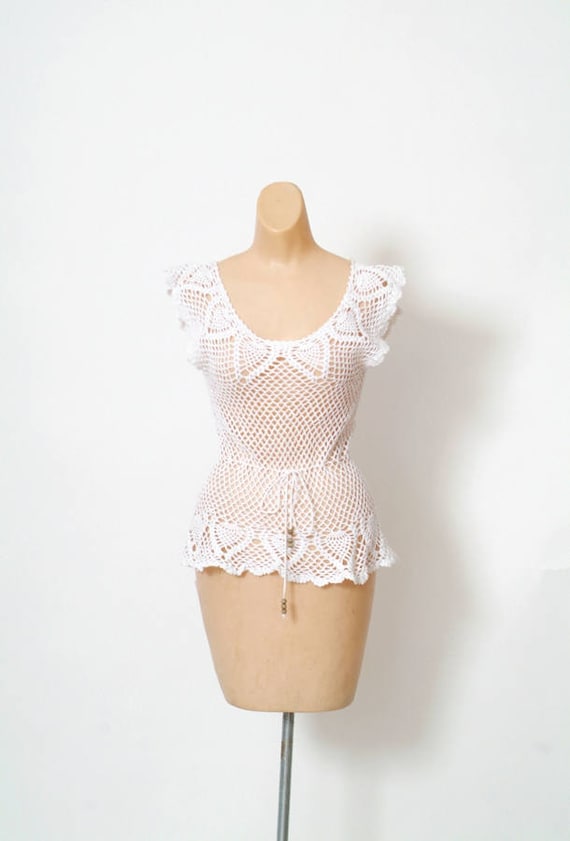 Vintage 80s Crochet top / Vintage blouse / gift