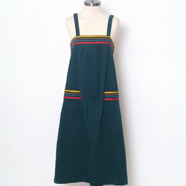 Vintage 1970s Green Corduroy Jumper / 70s jumper / 1970's women's clothing / 70s dress / Boho / size L / 70s Corduroy Dress /1980s dress
