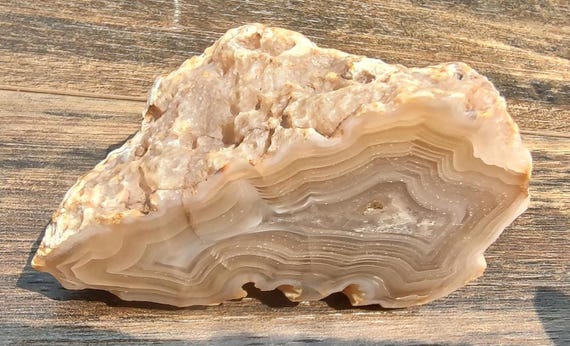 Calandria Agate • Polished Scenic Mexican Agate • Banded Display Stone (3.5″ × 2.25″, 5.6 oz)