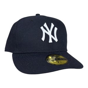 Vintage Fitted New York Yankees Hat: Embroidered MLB Baseball Cap, Size 7 1/2