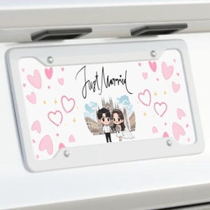 Custom Just Married License Plate for Newlyweds Cute Cartoon Wedding Car Accessory Decorative Car Plate Unique Wedding Gift Idea