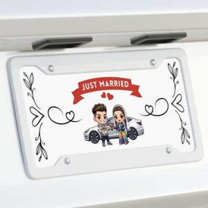 Custom Just Married License Plate for Newlyweds Cute Cartoon Wedding Car Accessory Decorative Car Plate Unique Wedding Gift Idea