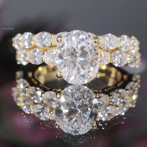 Luxury 2 CT Oval Cut Moissanite Engagement Set for Her Vintage Inspired Double Band Bridal Ring with Oval Accents Elegant Statement Ring Set