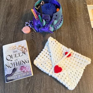 Love letter - Andrea - crochet laptop sleeve