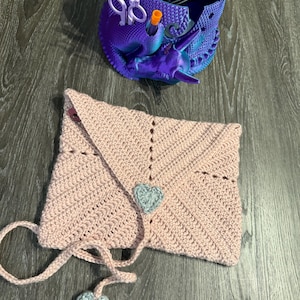 Love letter - Karen - crochet laptop sleeve
