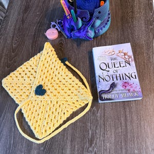Love letter - Andrea - crochet book sleeve