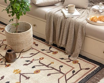Handwoven Wool and Jute Kilim Rug, Traditional Indian Dhurrie