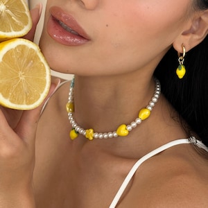 Conjuntos de joias cítricas: brincos amarelos, gargantilha com pingente de limão, presentes fofos para namorada