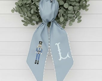 Notenkraker blauwe kerstkrans sjerp, geborduurde kerststrik, geborduurde vakantiedeurdecoratie, klassieke voordeur kerstdecor
