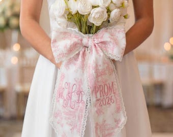 Banda para ramo personalizada y lazo preatado / Cinta de encaje de lujo con monograma / Elegante envoltorio floral de recuerdo para la graduación.