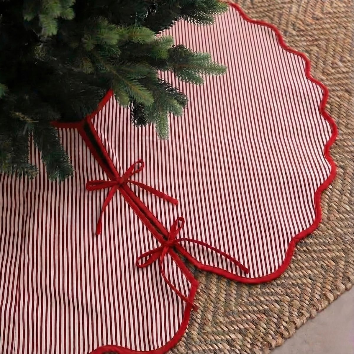 60" Christmas Tree Skirt - Etsy