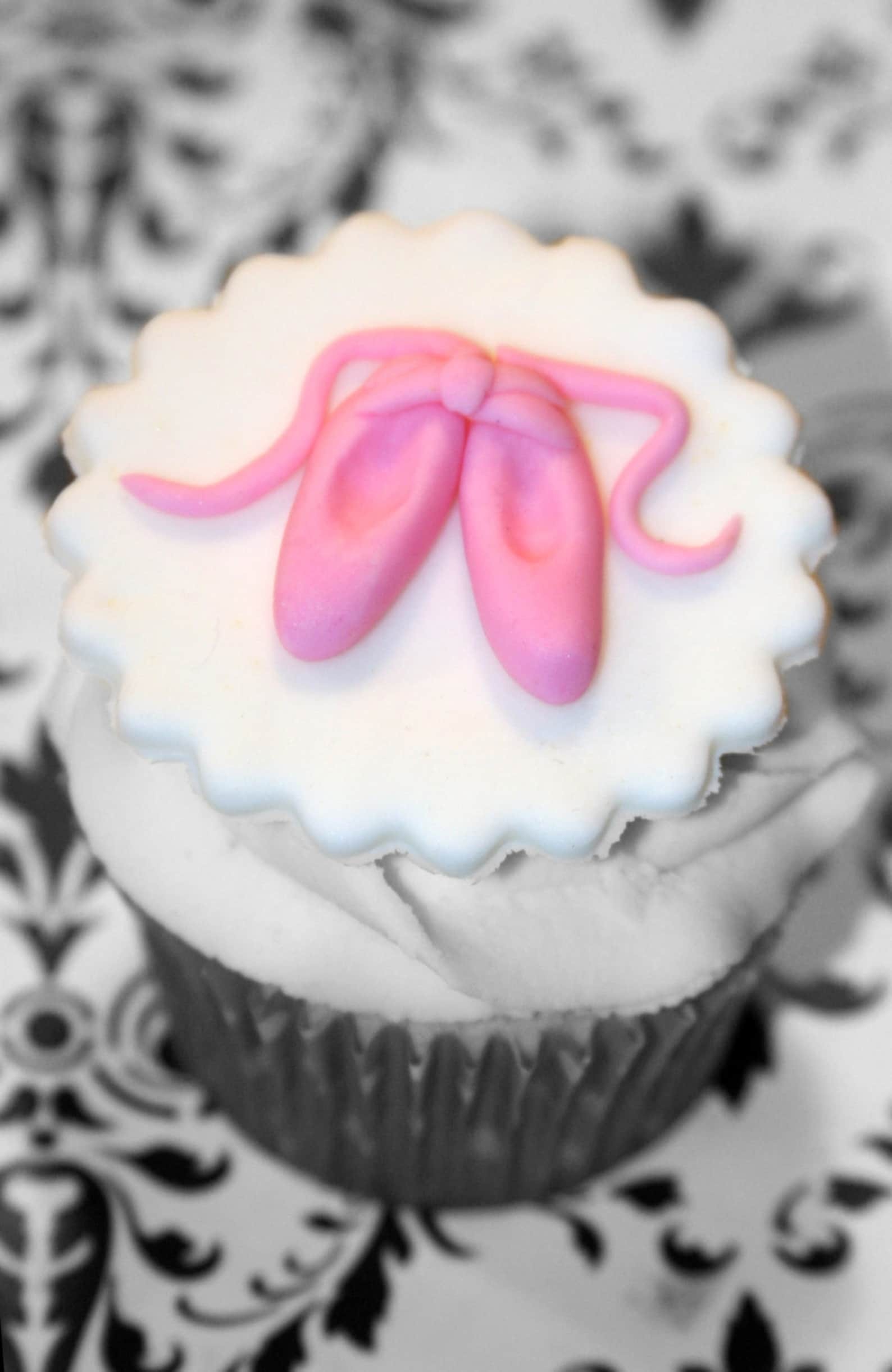 fondant cupcake topper ballet shoes