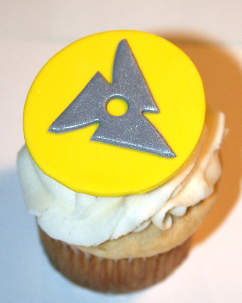 Fondant cupcake toppers Ninja Star, Karate, Martial Arts image 4