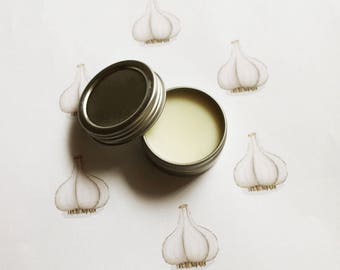 Perfume sólido con aroma a ajo
