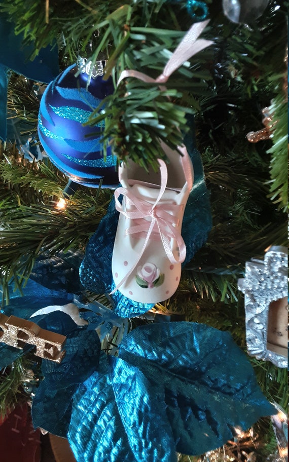 Baby's first christmas shoe ornaments sales
