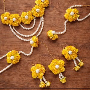 6 pcs of Handmade Artificial Floral Yellow Jewelry Set For Haldi, Mehendi Mayoon Function Gift For Her Wedding