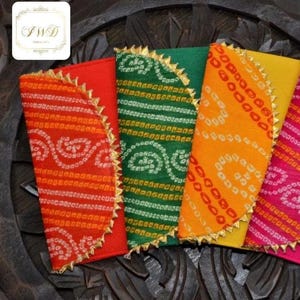 Indian Wedding Silk Fabric Cash Envelope, Fabric Money Pouch, bandhani Gift Wallet, Traditional Cloth Envelope, Handmade Shagun Cover