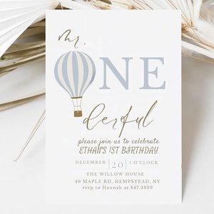 Modelo editável para impressão, convite de aniversário para menino Sr. Onedeful, convite de 1º aniversário com balão de ar quente azul,