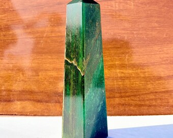 Grüner Kyanit Kristall Turm | Poliert Obelisk Point, Herz Chakra Stein