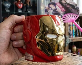 Taza 3D de Iron Man, taza de café de cerámica de Marvel, regalo de superhéroe, artículo de colección de los Vengadores, taza única con el casco de Iron Man.