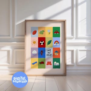 Puede incluir: Una impresión enmarcada con una cuadrícula de cuadrados coloridos, cada uno con una ilustración diferente. Las ilustraciones incluyen un balón de rugby, un dinosaurio, una flor, un coche, un sol, un balón de fútbol, una hoja, un arcoíris, una nube, un muñeco de palo, una casa, un monopatín, una mariquita y botas. También se incluye el texto "just kid stuff".
