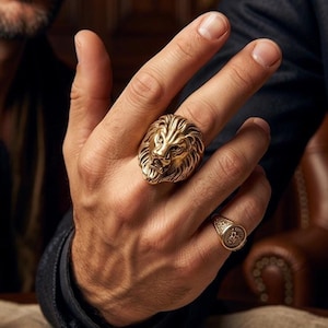 Gucci Lion Ring - Etsy