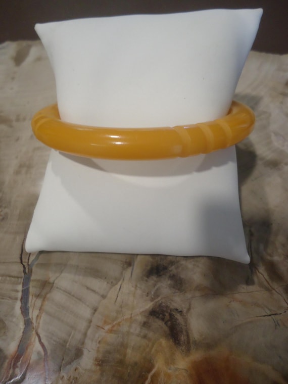 Carved Butterscotch Bakelite Bangle