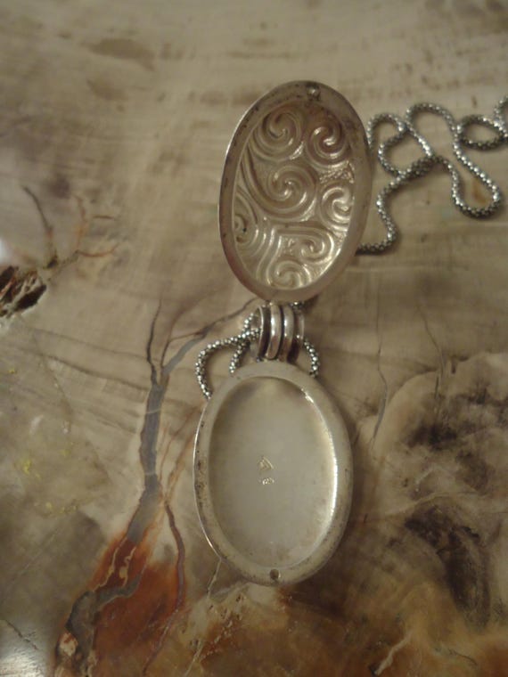 Silpada Sterling Silver Scroll Locket Pendant, En… - image 3