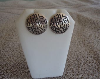 Designer Phyllis Woods Abstract Sterling Stud Earrings