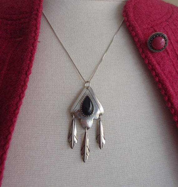 Vintage Sterling Silver and Black Onyx Southwestern Styled Feather Necklace