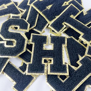 Parche de letras de chenilla negra – Alfabeto termoadhesivo de 6,35 cm – Parches de nombre universitarios DIY para ropa y bolsos