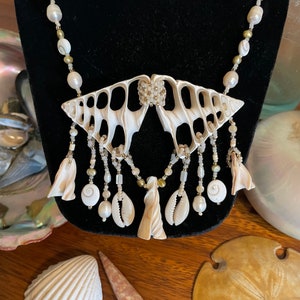 Beaded shell statement necklace, handcrafted beadwork shell jewelry, shell and pearl necklace, sliced shell necklace, statement jewelry
