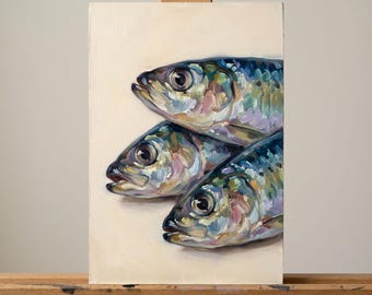 Dipinto ad olio raffigurante sardine colorate, tecnica a impasto per pesci, opera d'arte da cucina, con cornice dorata opzionale.