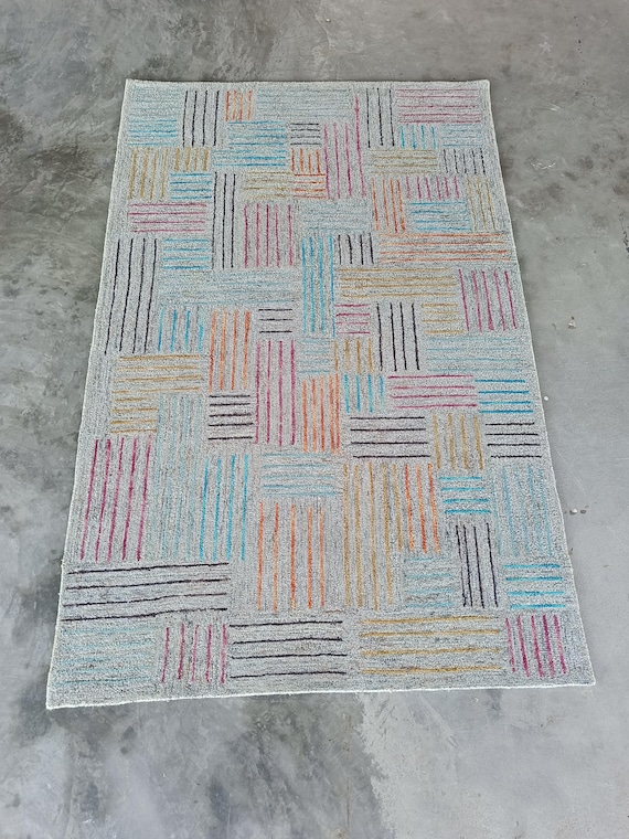 Hand made rugs hand tufted