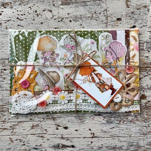 Holly Hobby Textile Scrap Pack: Vintage Fabric for Junk Journals, Slow Stitch, Mixed Media immagine 3