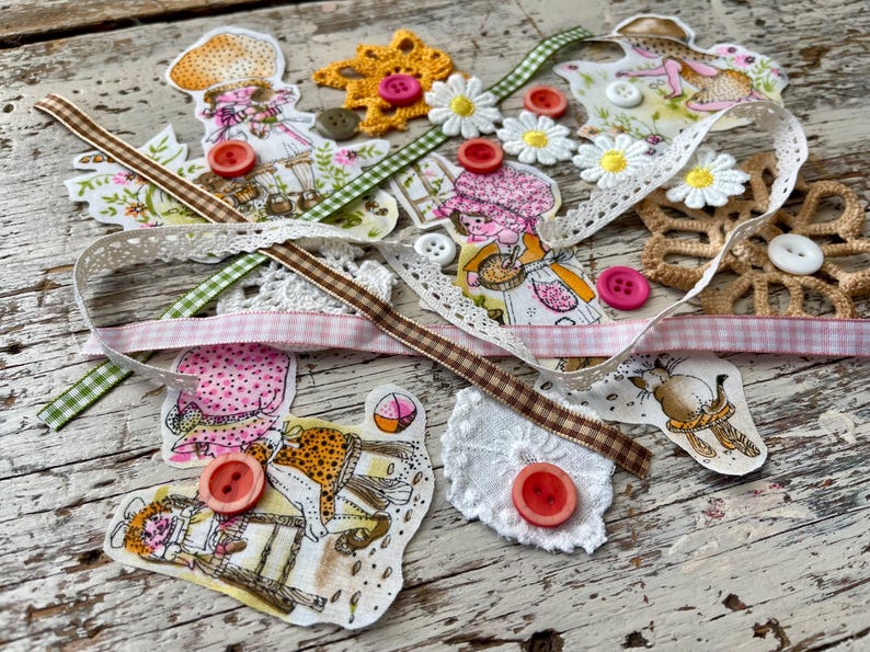 Holly Hobby Textile Scrap Pack: Vintage Fabric for Junk Journals, Slow Stitch, Mixed Media immagine 11