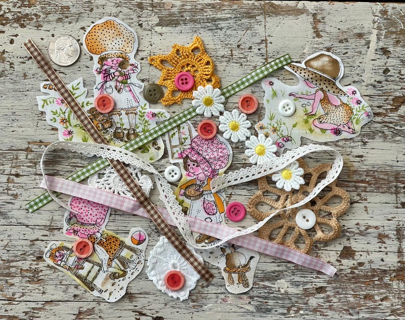 Holly Hobby Textile Scrap Pack: Vintage Fabric for Junk Journals, Slow Stitch, Mixed Media immagine 10