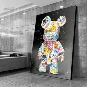 Cute Bear Funny Graffiti Street Art Canvas Painting Cartoon Character Pop Art Posters Prints Street Wall Art Picture for Home Room