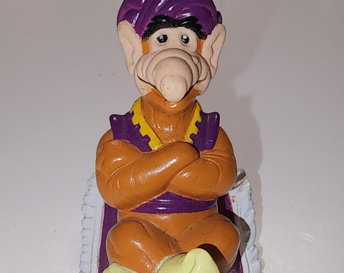 1990 Wendys Genie on a Carpet Alf Figure