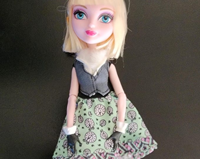 Ever After High Doll Bunny Blanc